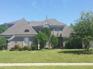 6214 Bending River Rd, Memphis, TN 38135