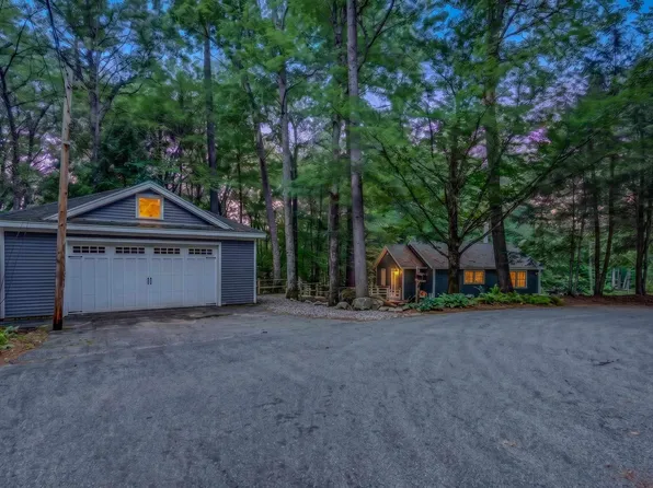 32 Stoney Brook Road, Hebron, NH 03241