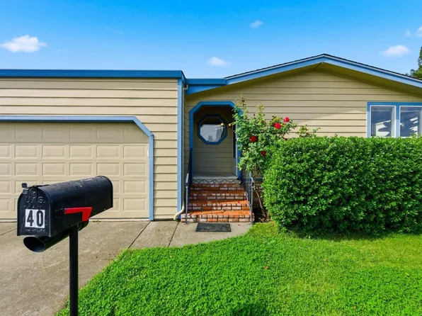 40 Falcon Crest Circle #40, Napa, CA 94558