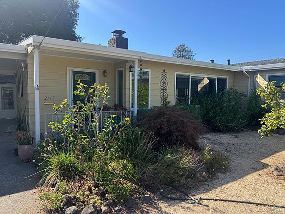 2nd image of 2117 Harris Court