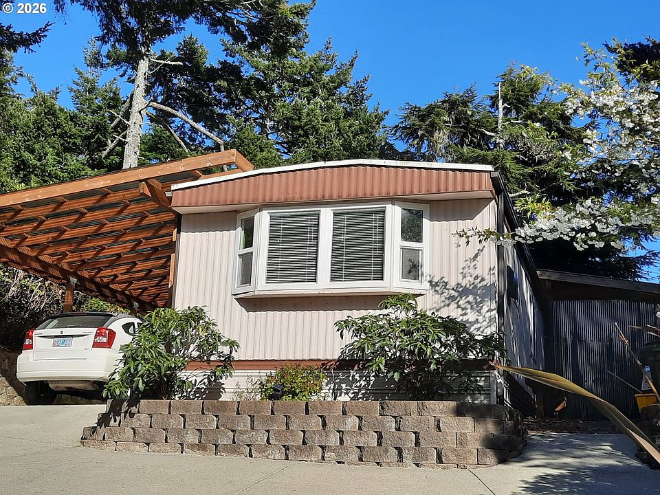 1st image of 1600 Rhododendron Dr Space 293