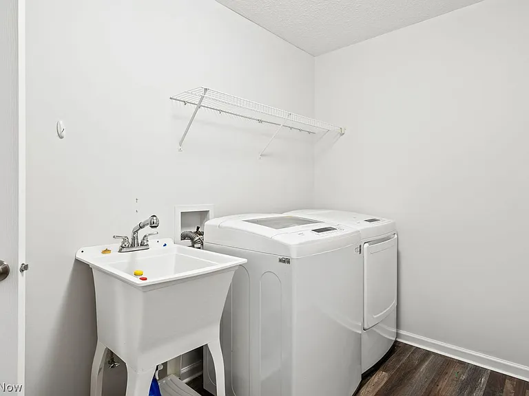 3876 Bosworth Dr — Photo 8
