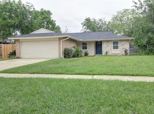 7842 Smokey Wood Ln, Houston, TX 77086