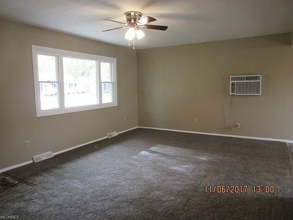 3rd image of 7403 Goldenrod Dr