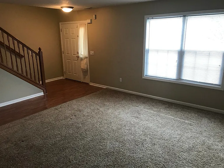 2726 Jacobs Creek Run — Photo 3