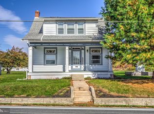 1113 W Swartzville Rd, Reinholds, PA 17569