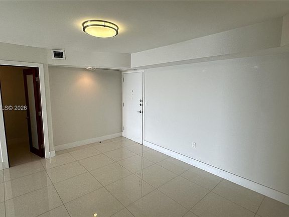 3rd image of 2333 Brickell Ave APT 1009