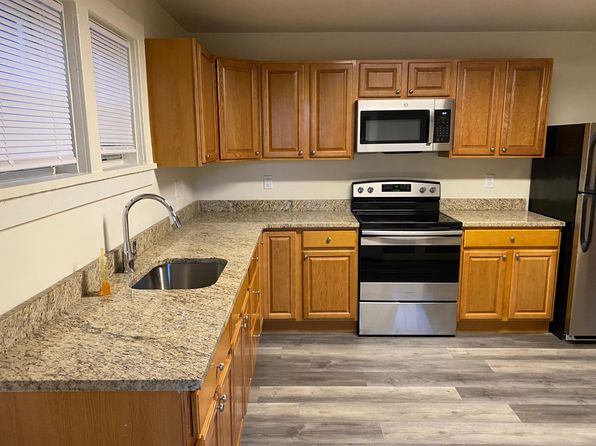 715 Hillside Ave APT 2