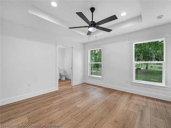 5th image of 3465 Hickory St