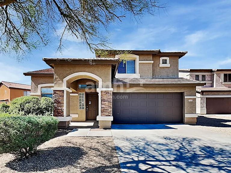 5230 W Ian Dr — Photo 1