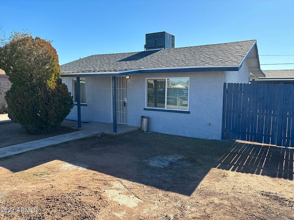1st image of 2551 E TAMARISK Avenue