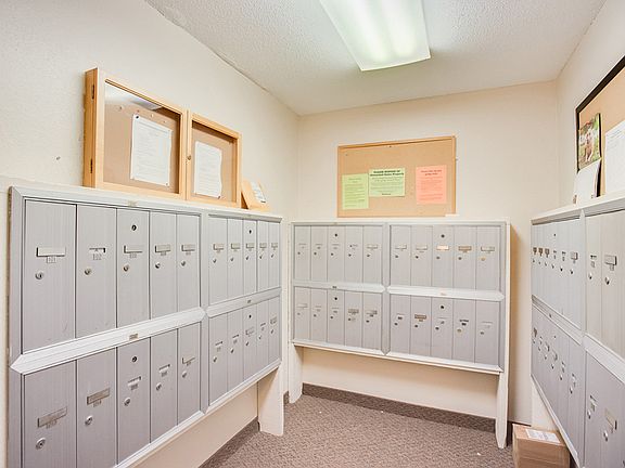 5th image of 4350 Trenton Ln N APT 103