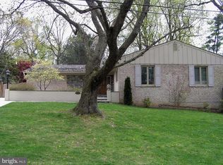 6216 Goodview St, Bethesda, MD 20817