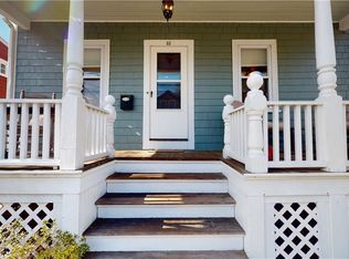 33 Byfield St, Bristol, RI 02809