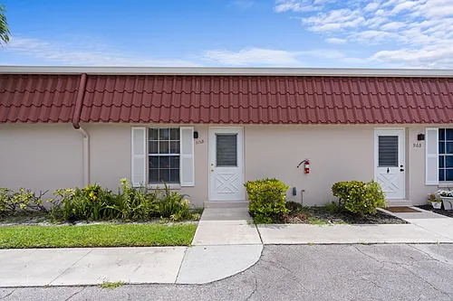 315 Cape Cod Cir #B Photo 1 315 Cape Cod Cir #B Photo 1