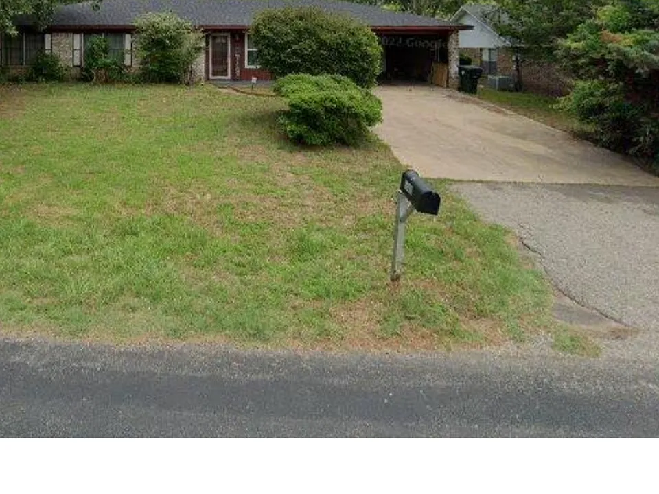 5506 Bostick Dr