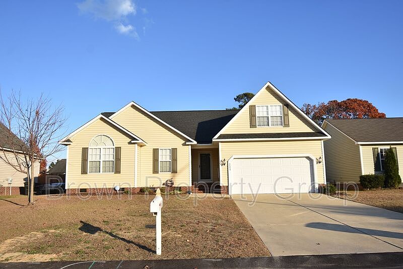 1st image of 5609 Thackeray Dr