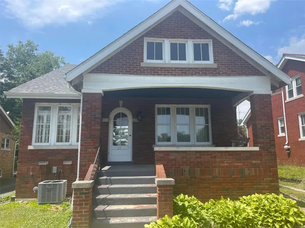 45 S 86th St, Belleville, IL 62223