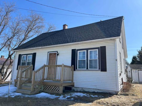 38 Access Highway, Limestone, ME 04750