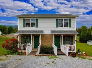 117 Warren Ave, Shenandoah, VA 22849