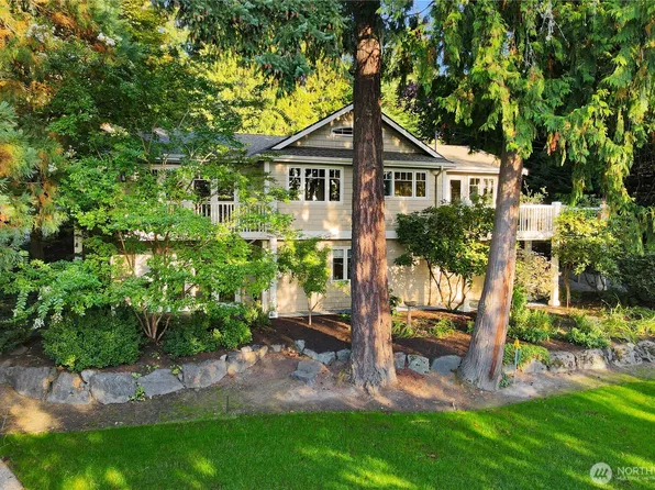 6720 W Mercer Way, Mercer Island, WA 98040
