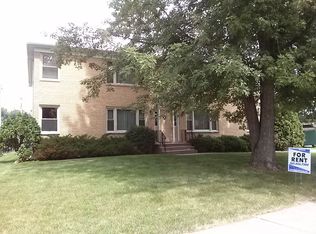 411 34th Ave APT 4, East Moline, IL
