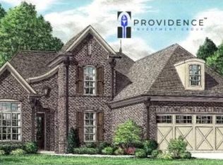 8867 Hampton Court Rd E, Memphis, TN 38016