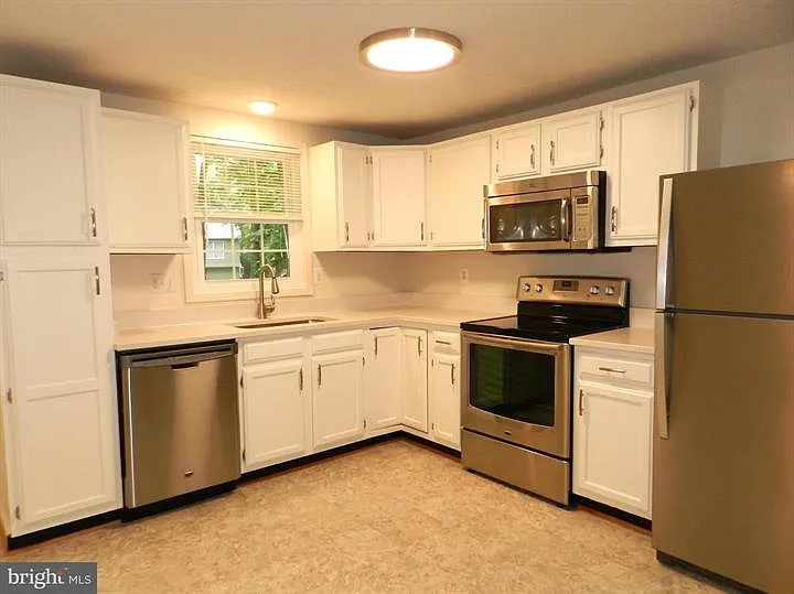 10605 Holleybrooke Dr — Photo 7