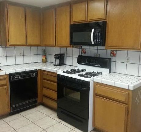 3rd image of 12346 Yuma Ct