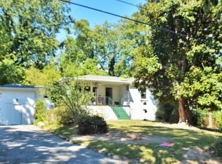 227 Alpine Dr, Rossville, GA 30741
