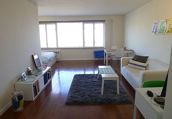 4th image of 392 Central Park W APT 17G