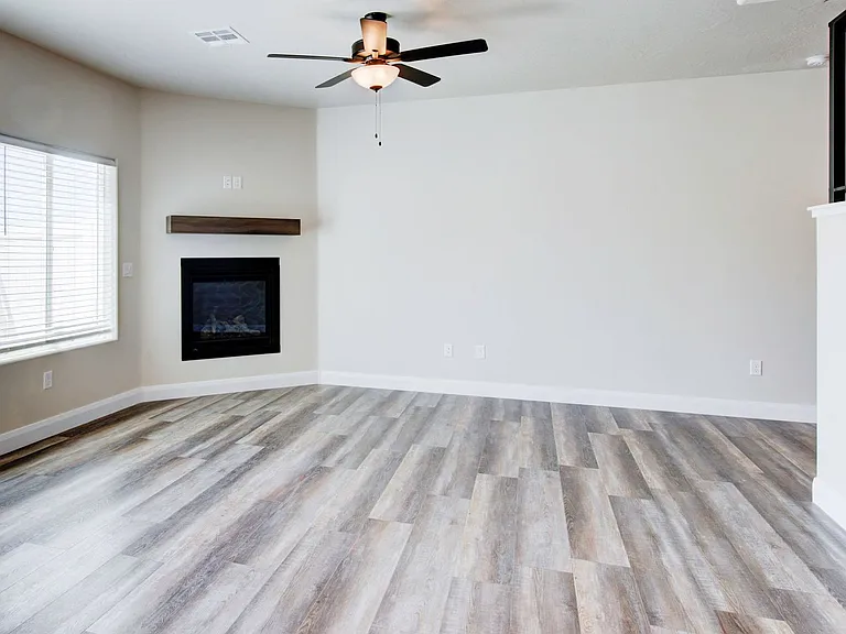 668 E Fiddlers Canyon Rd #37 — Photo 5