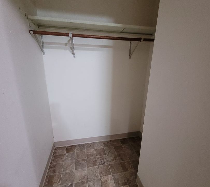 Frederick Apartments 1440 Dakota Dr N Fargo ND Zillow