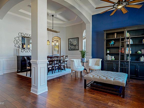 5th image of 147 ELLSWORTH Circle