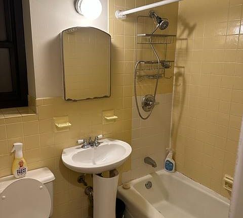 5th image of 2337 Hudson Ter APT E19