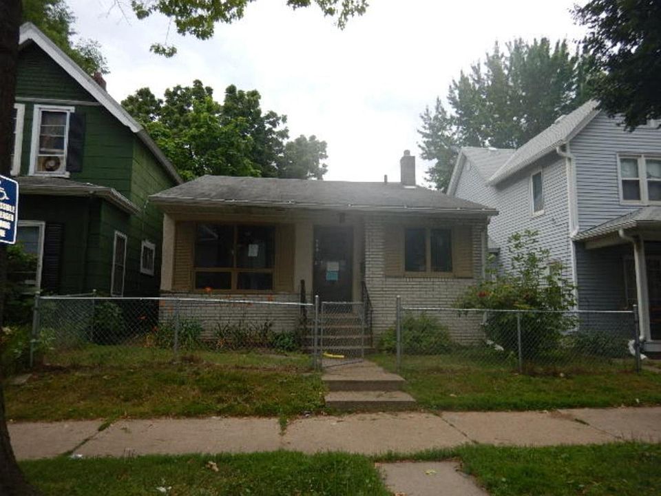 1st image of 904 Edmund Ave