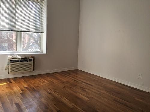 2nd image of 1710 Newkirk Ave APT 3B