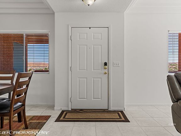 4th image of 305 Haley Way Unit B
