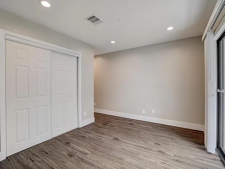 935 La Posada Dr #222 — Photo 9
