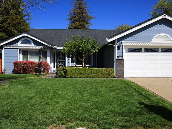 2nd image of 1306 Acacia Ct