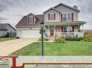 610 Wingstem Dr, Saint Joseph, IL 61873