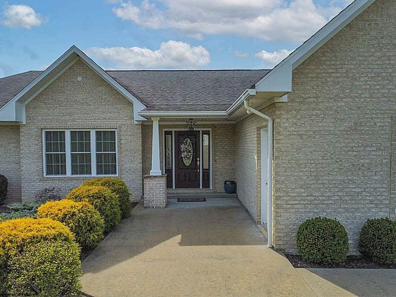 2nd image of 7 Tresara Dr