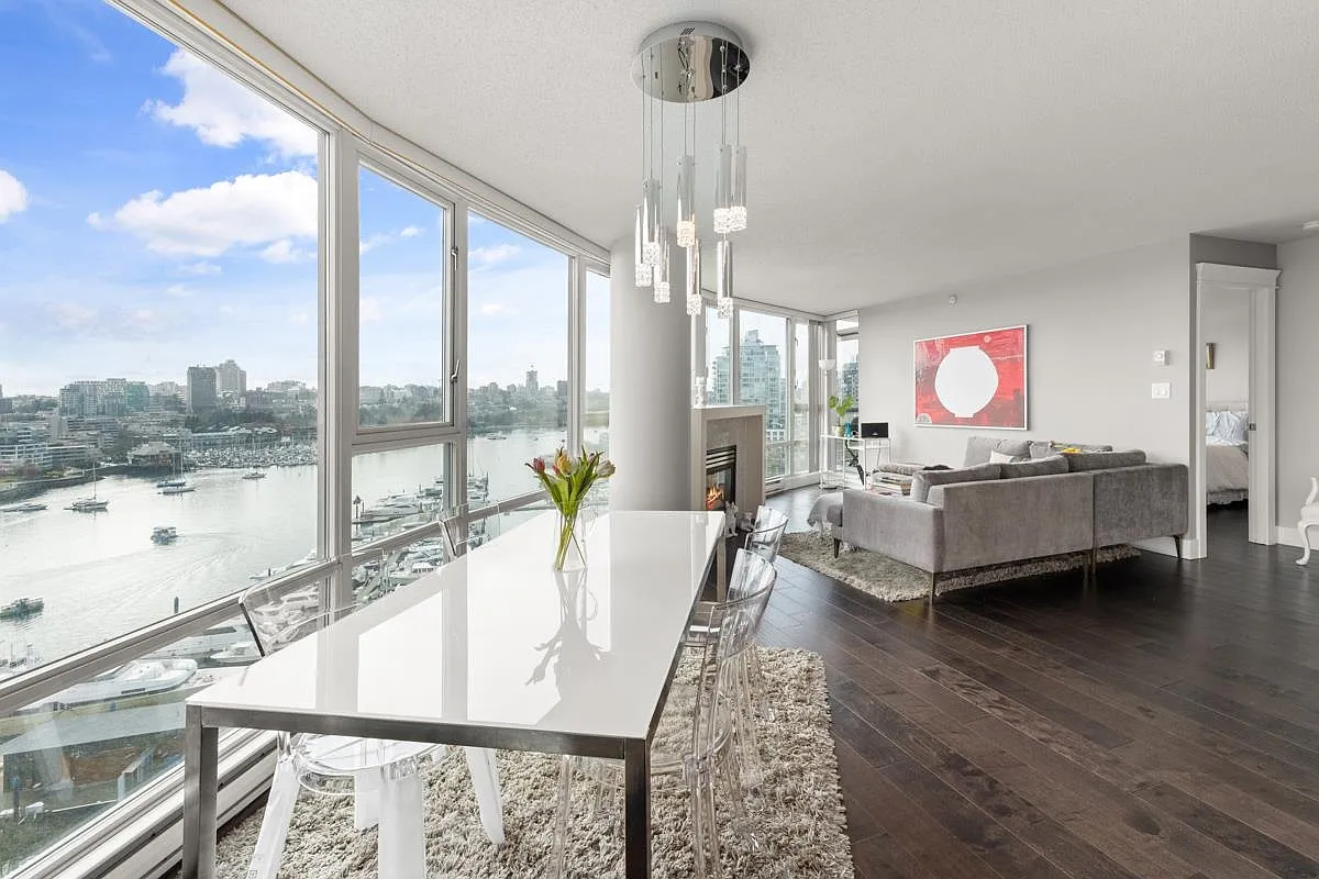 2 bed, 1258 sqft, $5,500 — Photo 2