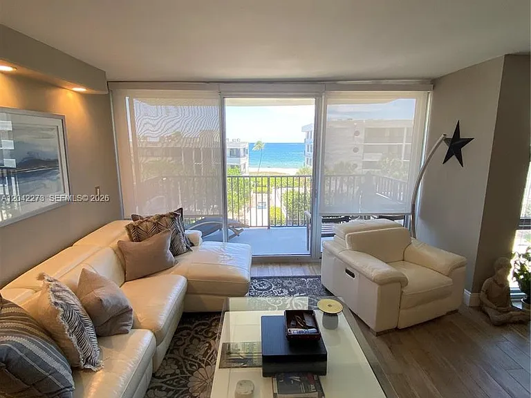 531 N Ocean #611 — Photo 12