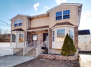 276 Wood Ave, Staten Island, NY 10307