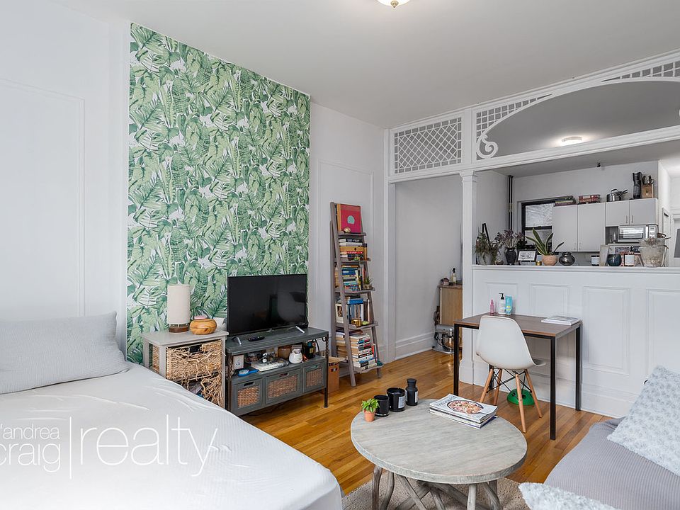 1st image of 155 Amity St APT 5