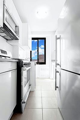 4th image of 10 W 135th St APT 16U