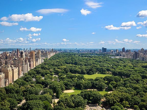 2nd image of 217 W 57th St APT 39B