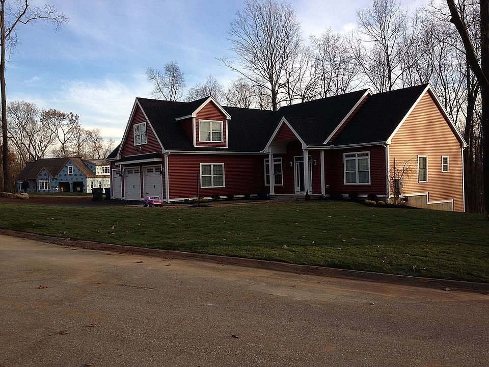 1st image of 16 Hyde Farm Ter