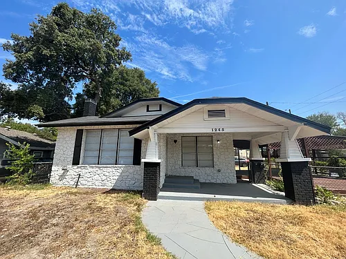 1245 Kayton Ave Photo 1